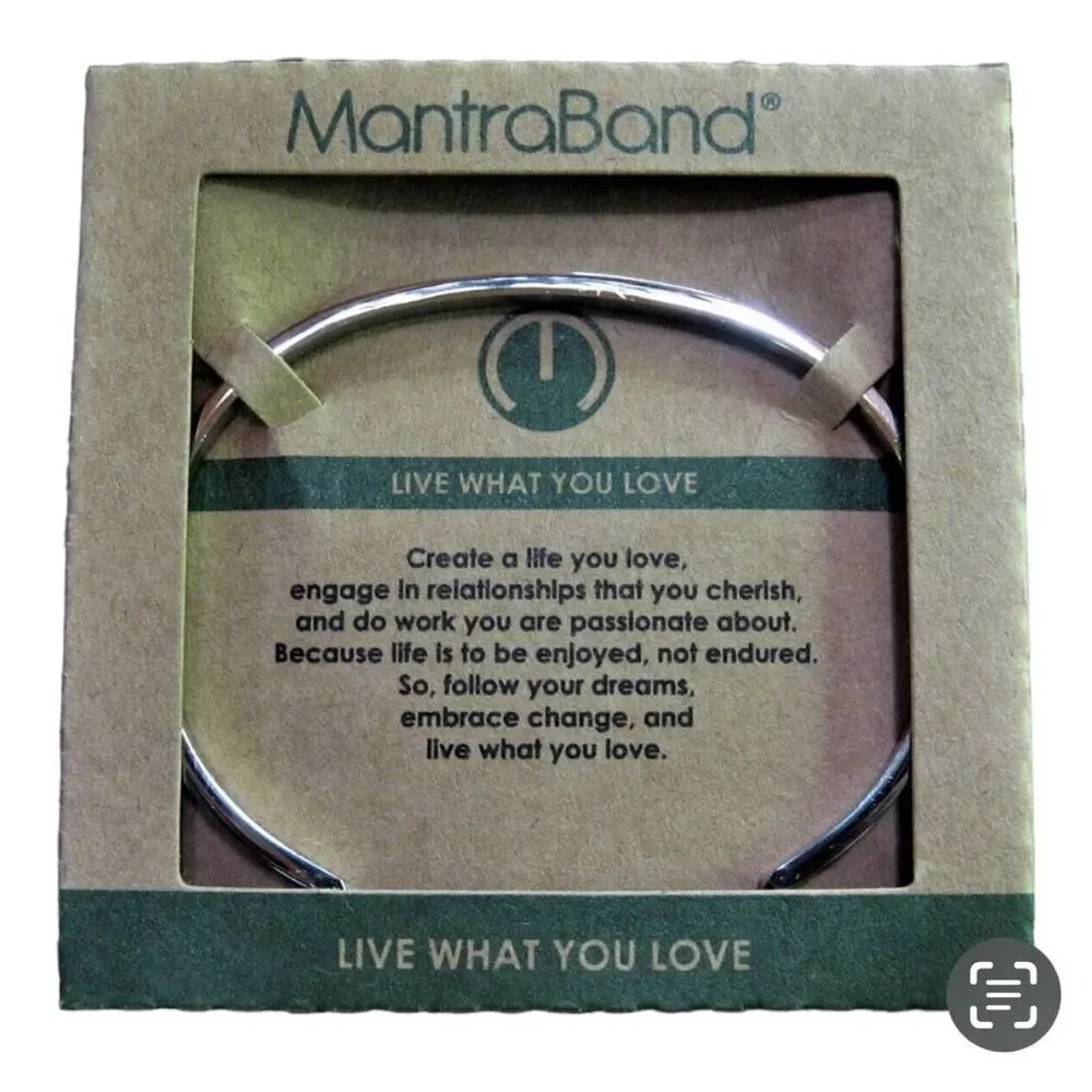 New Womens Mantra Brand Live What You Love Silver Cuff Bracelet